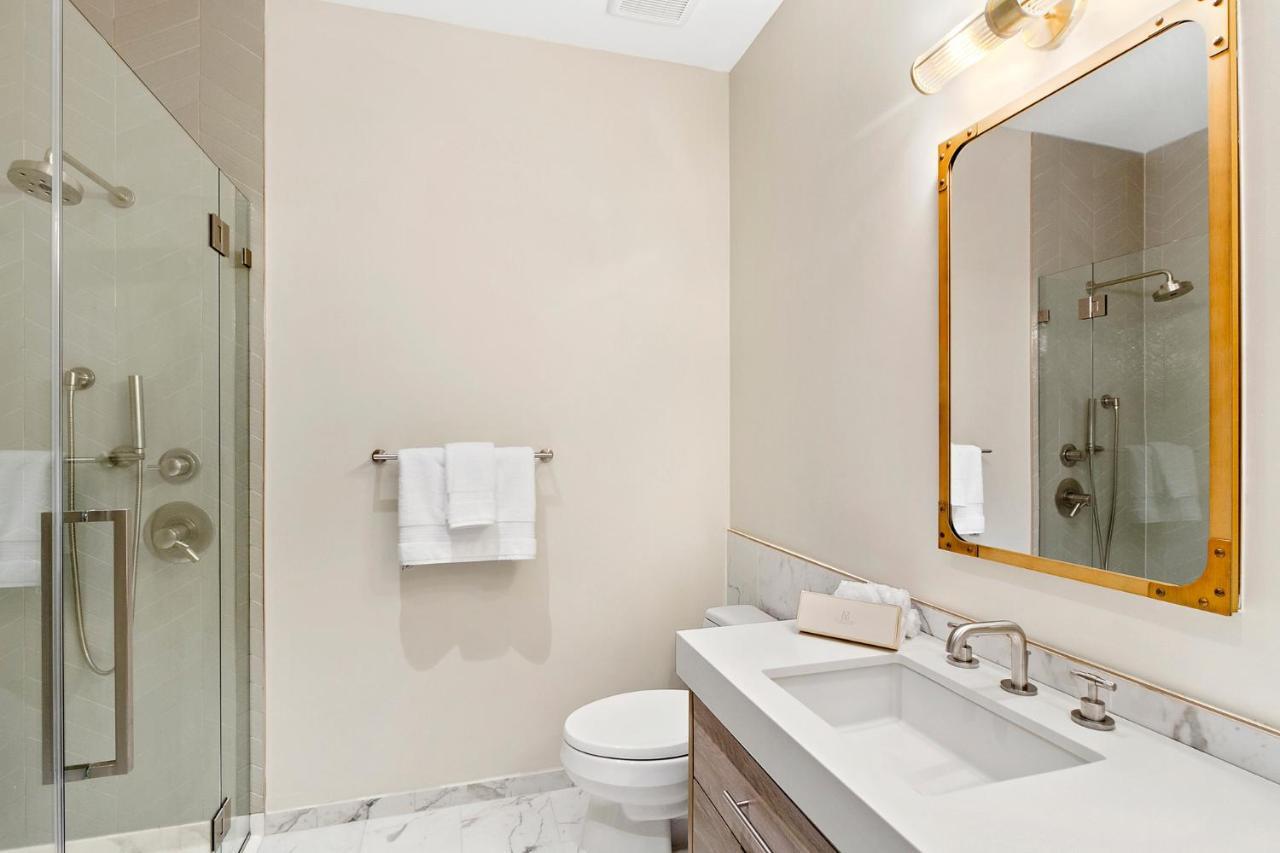 The Vanderbilt Hotel Suites Westbury Exterior foto